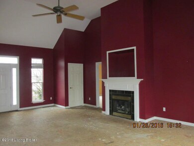 162 Helmwood Cir, Mount Washington, KY 40047 - photo 2
