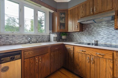 30 Tulip St, Schenectady, NY 12306 - photo 7