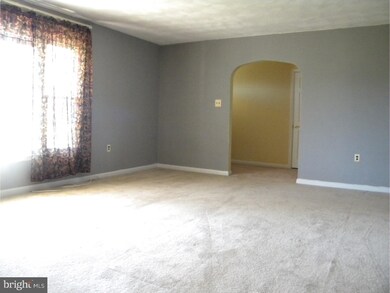 216 Village Rd E, Princeton Junction, NJ 08550 - photo 5