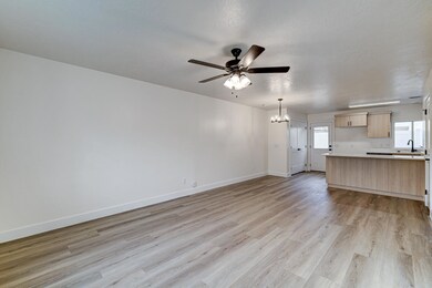 1108 N 1300 W unit 26, Saint George, UT 84770 - photo 5