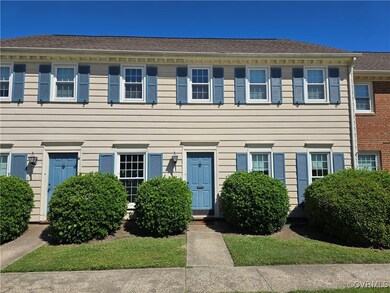 Building 3812 Apt D