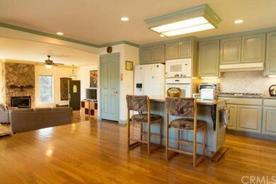 Kitchen to Living Room