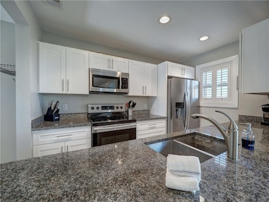 230 Cut Off Rd unit 110, Port Aransas, TX 78373 - photo 5