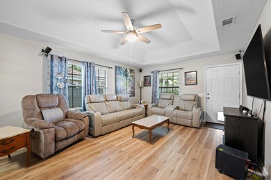7-web-or-mls-5590-meadow-creek-pl
