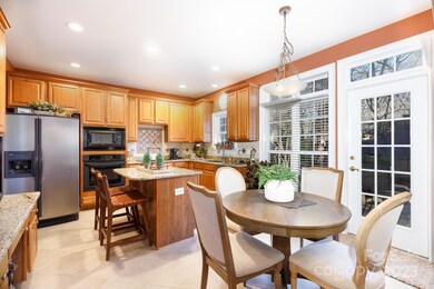 307 Abingdon Way, Fort Mill, SC 29715 - photo 7