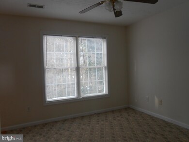 19645 Point Lookout Rd unit 19639, Lexington Park, MD 20653 - photo 6