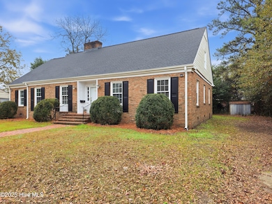 608 Prince Ave, Goldsboro, NC 27530 - photo 2