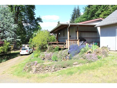 625 E 8th St, Rainier, OR 97048 - photo 2