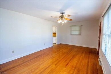 179 Shumaker Dr, Statesville, NC 28625 - photo 5