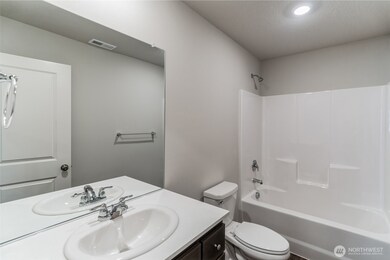 2037 Henderson Way, Longview, WA 98632 - photo 5