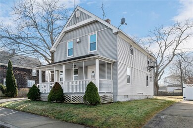 33 Gilbert St, Woonsocket, RI 02895 - photo 3