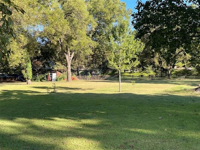 146 W Sherman Dr, Aubrey, TX 76227 - photo 4