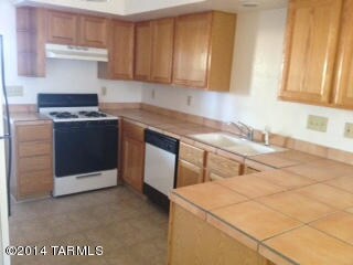 1051 E Easy St unit 4, Tucson, AZ 85719 - photo 3