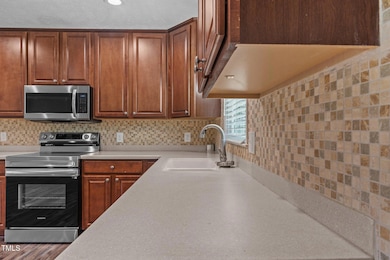 19-web-or-mls-AZ3A5220