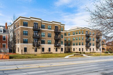 [003] 1670 E Broad St, Columbus