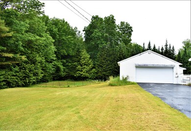 Garage side yard