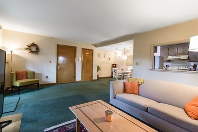 58 Jacqueline Rd unit 2, Waltham, MA 02452 - photo 2