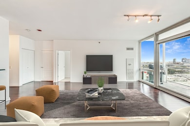 757 Orleans at Chicago unit 1203, Chicago, IL 60654 - photo 6