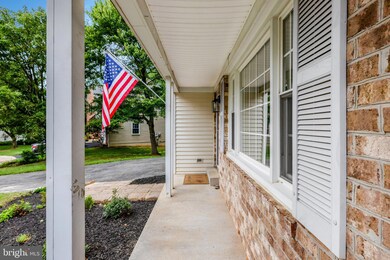 2219 Cedar Mill Ct, Vienna, VA 22182 - photo 6