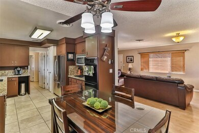 14411 Hesperia Rd, Victorville, CA 92395 - photo 3