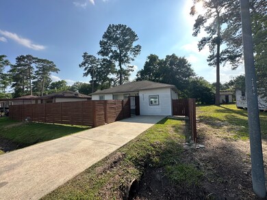 6705 Covington Dr, Houston, TX 77091 - photo 4