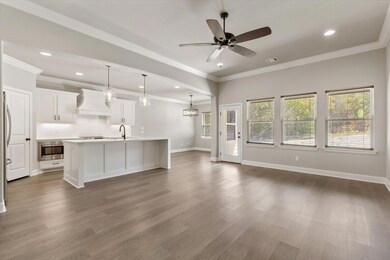 805 Woodhaven Ct, Granbury, TX 76048 - photo 7