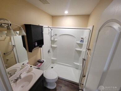 439 Ridgebury Dr, Xenia, OH 45385 - photo 3