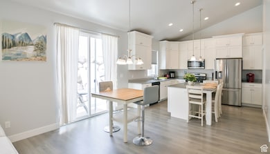 99 N Stone Gate Dr unit 518, Eagle Mountain, UT 84005 - photo 6