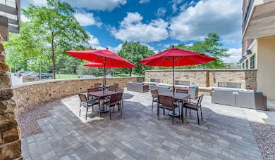 2233 S Highland Ave unit H0605, Lombard, IL 60148 - photo 6