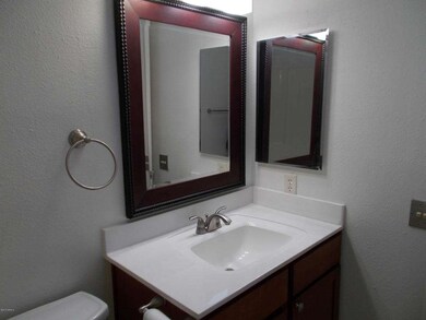 10817 W Cameo Dr, Sun City, AZ 85351 - photo 5