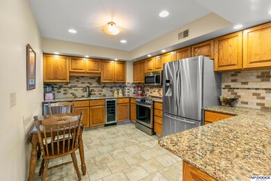770 N 93rd St unit 3B2, Omaha, NE 68114 - photo 4