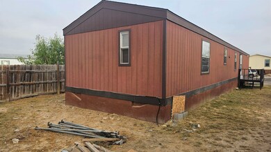 639 Buckwheat Dr, Laredo, TX 78046 - photo 4