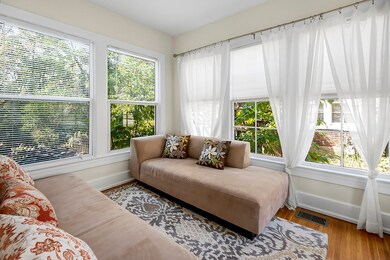 2436 Boulevard Napolean-1008