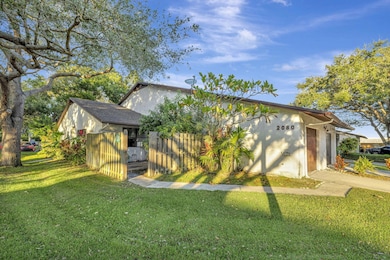 2080 Colonial Rd unit 1, Fort Pierce, FL 34950 - photo 3