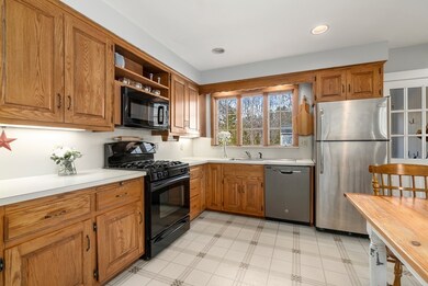 25 Old Rd, Weston, MA 02493 - photo 6