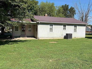 6 S Schroeder St, Edwardsport, IN 47528 - photo 2