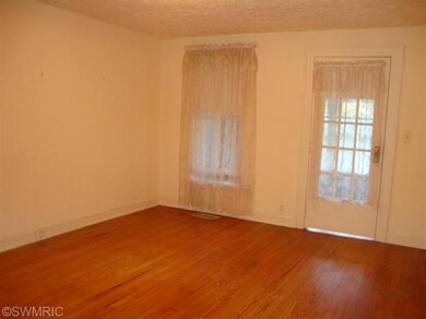 4302 E 100 S, La Porte, IN 46350 - photo 7