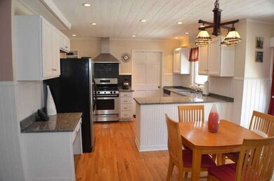 824 Buttonwood Cir, Naperville, IL 60540 - photo 2