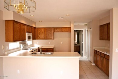 Bright and spacious kitchen