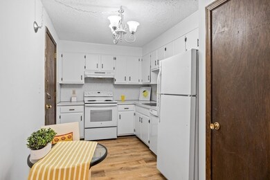 276 Codman Hill Rd unit 33A, Boxborough, MA 01719 - photo 3