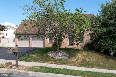 41 Willow Way Dr, Enola, PA 17025 - photo 2