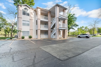 77 Anglers Pointe unit 4, Branson, MO 65616 - photo 4