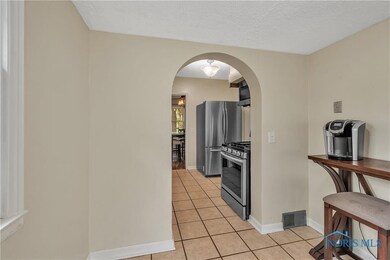 3740 Bowen Rd, Toledo, OH 43613 - photo 7