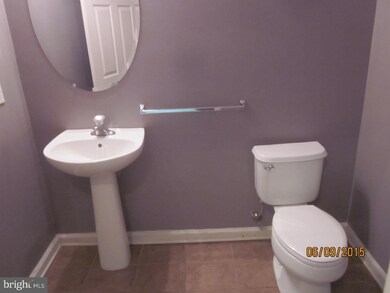 211 Chancellor Dr, Woodbury, NJ 08096 - photo 5