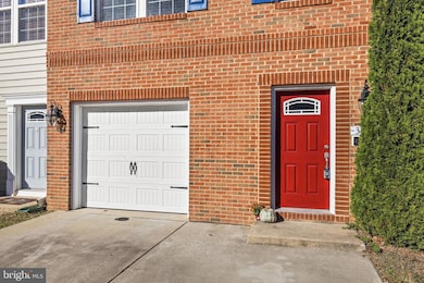 302 Tree Line Dr, Fredericksburg, VA 22405 - photo 4