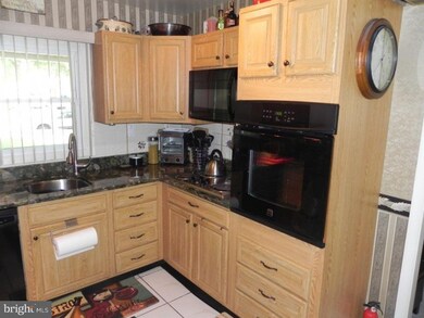 83 Tidewater Ln, Willingboro, NJ 08046 - photo 4