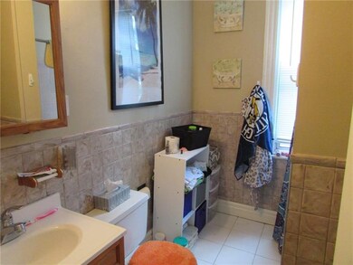 2nd floor unit bathroom