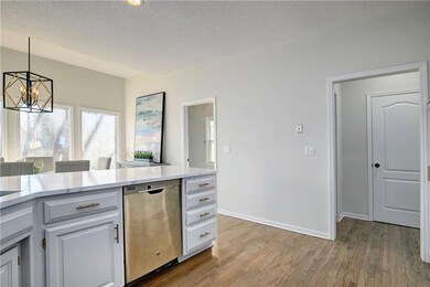 13911 W 71st Place, Shawnee, KS 66216 - photo 4