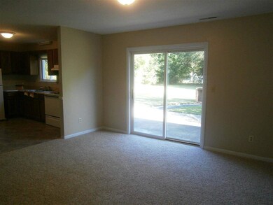 404 Tower Dr, Jacksonville, NC 28546 - photo 5