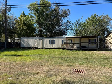 The manufactured home 720'